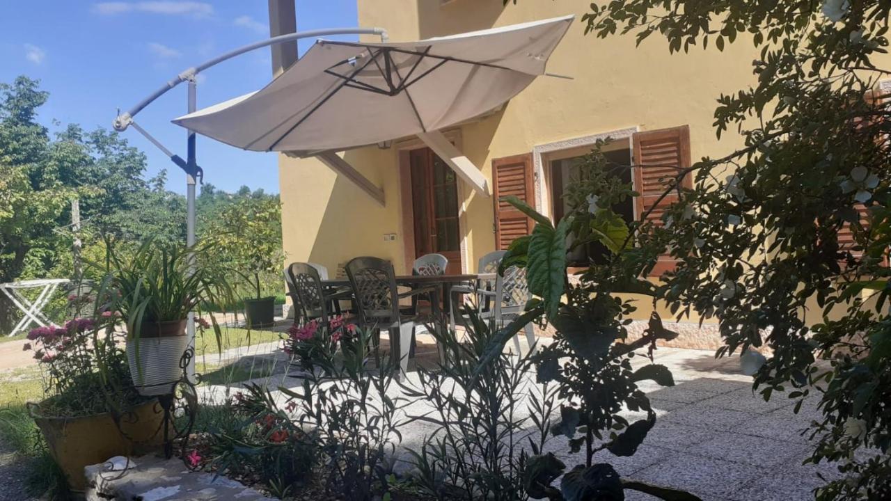 Ca' La Volpe Villa Torri Del Benaco Exterior photo